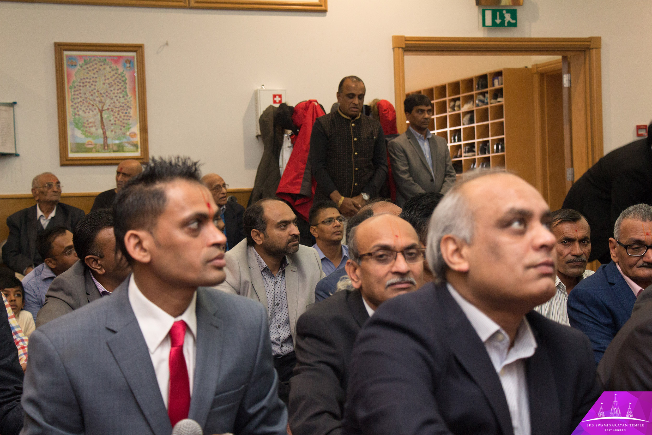 ©1987-2017 SKS Swaminarayan Temple East London